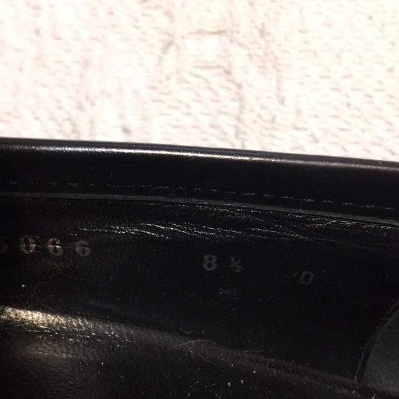 Gucci Black Leather Loafers Size 8 1/2 - Picture 6 of 9